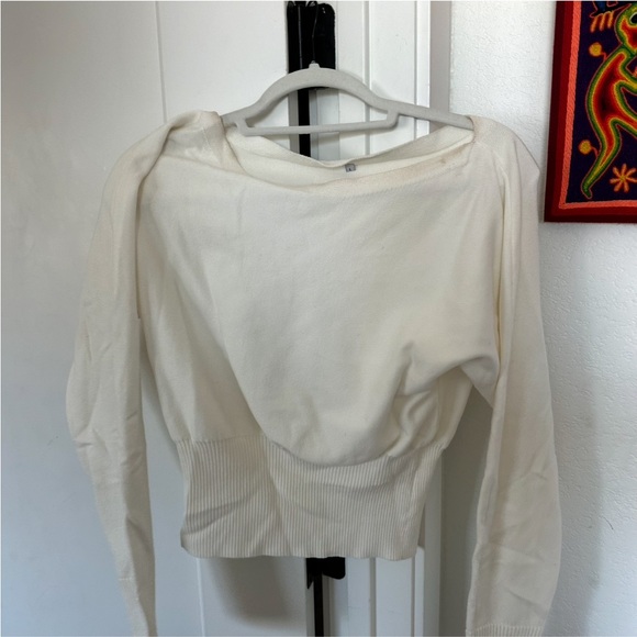 White longsleeve - Picture 1 of 2